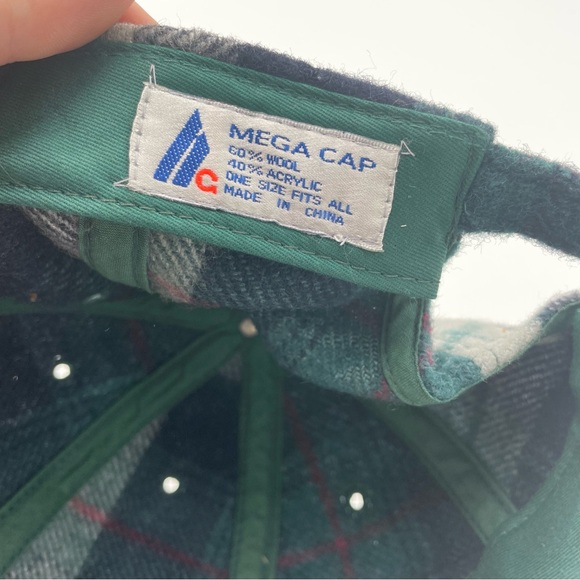 Vintage Flannel mega cap Animal Print Hat - Picture 4 of 4